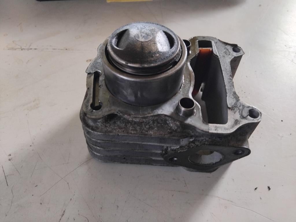 Zuiger en Cilinder sym symphony st sym mio orbit 2 fiddle 2, Fietsen en Brommers, Brommeronderdelen | Scooters, Ophalen of Verzenden