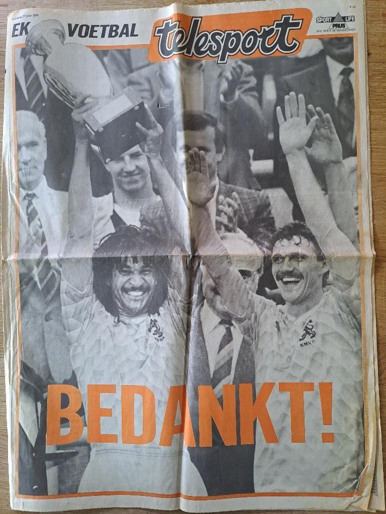 HET EK VOETBAL 1988. BEDANKT. TELESPORT., Boeken, Tijdschriften en Kranten, Ophalen of Verzenden, Gelezen, Sport en Vrije tijd