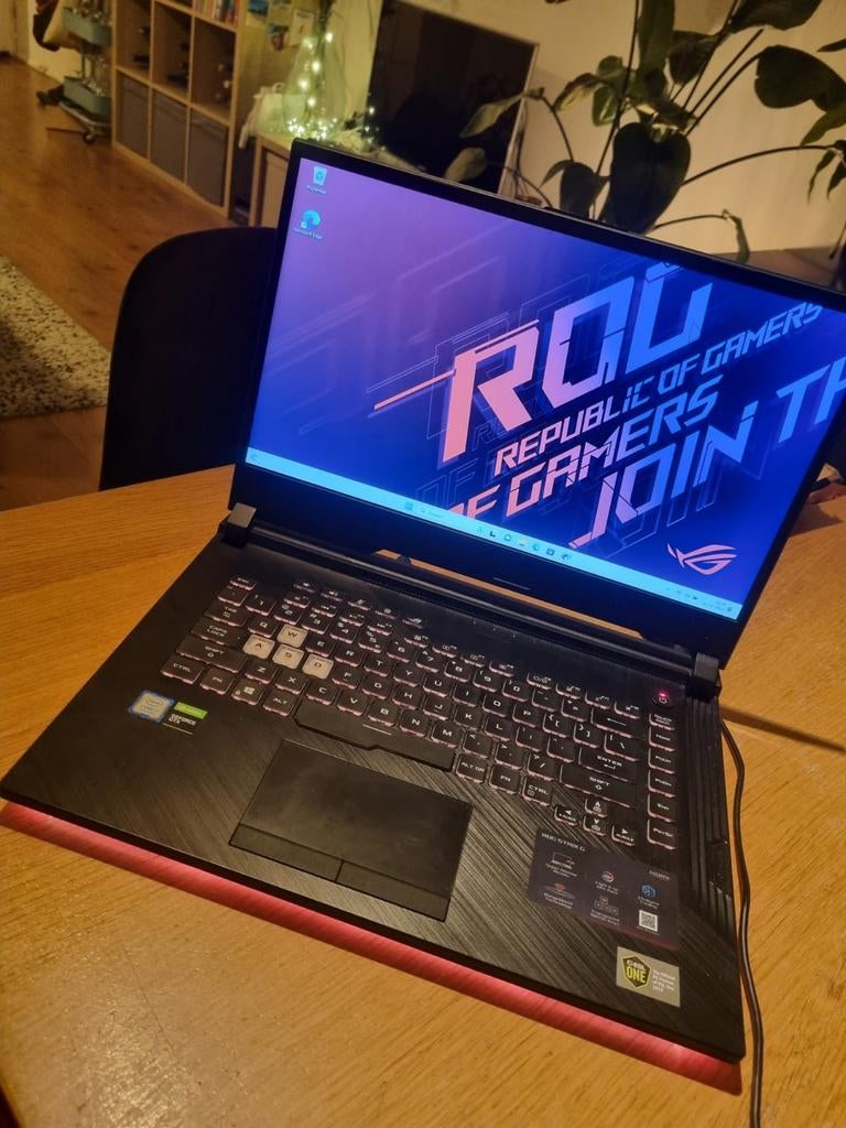 ROG STRIX G531G Gaming Laptop - perfecte staat, Met videokaart, Qwerty, Zo goed als nieuw, Gaming