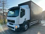 Volvo FE 320 / NL TRUCK / 26ton / EURO 4 / 6X2 / AIRCO / CUR, Auto's, Vrachtwagens, 320 pk, Mistlampen, Wit, Bedrijf