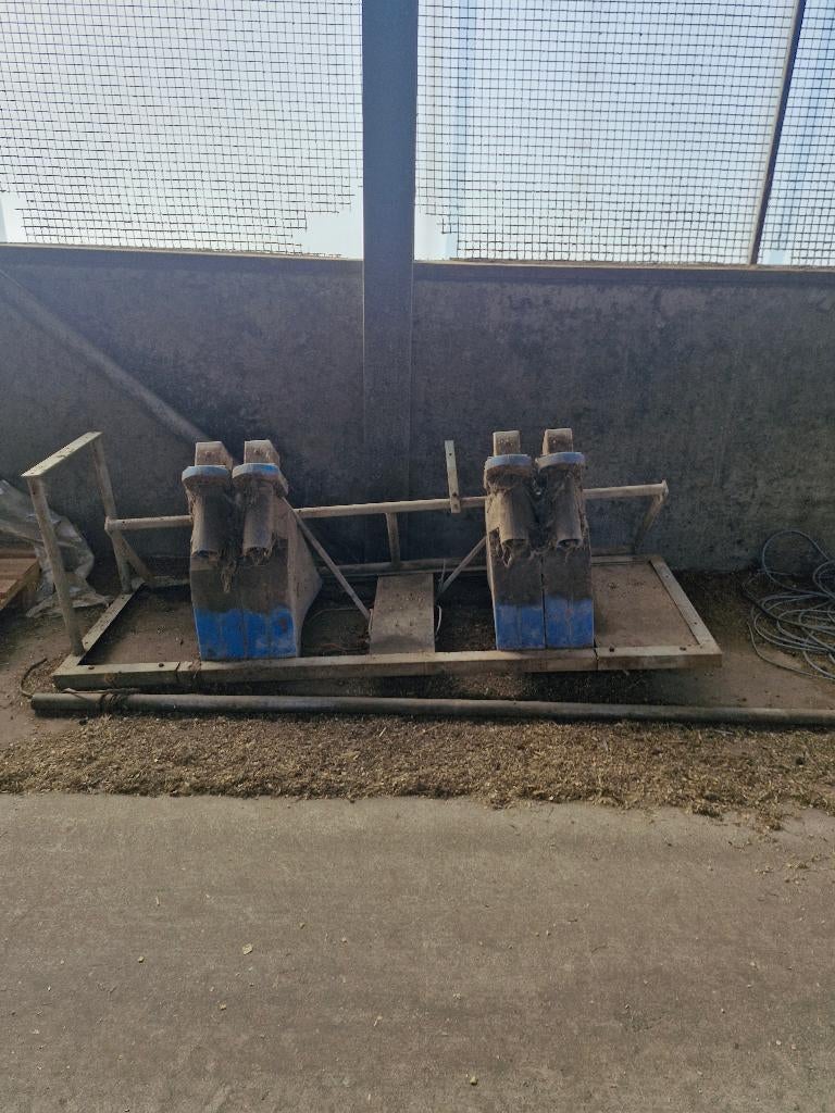 4x krachtvoerbox + opdrijfhek, Ophalen, Veehouderij, Stalinrichting