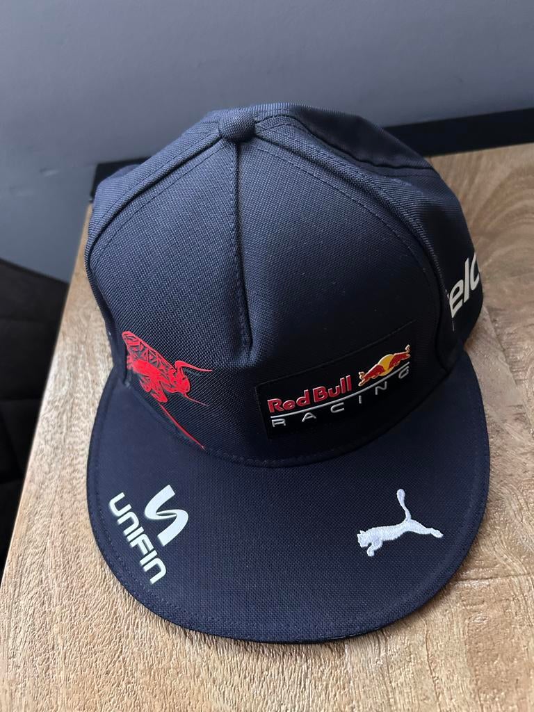 Red Bull Racing driver cap Perez #11, Ophalen of Verzenden, Zo goed als nieuw, Formule 1