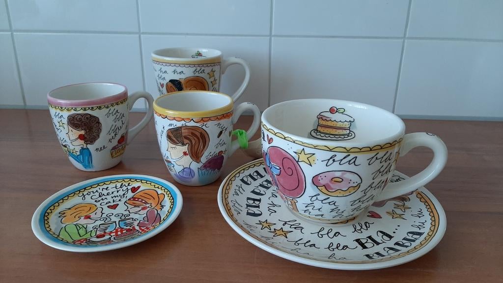 Blond Amsterdam Servies: Mokken, Soepkom & Petit Four Bordje, Ophalen, Blond Amsterdam, Zo goed als nieuw, Bord(en)