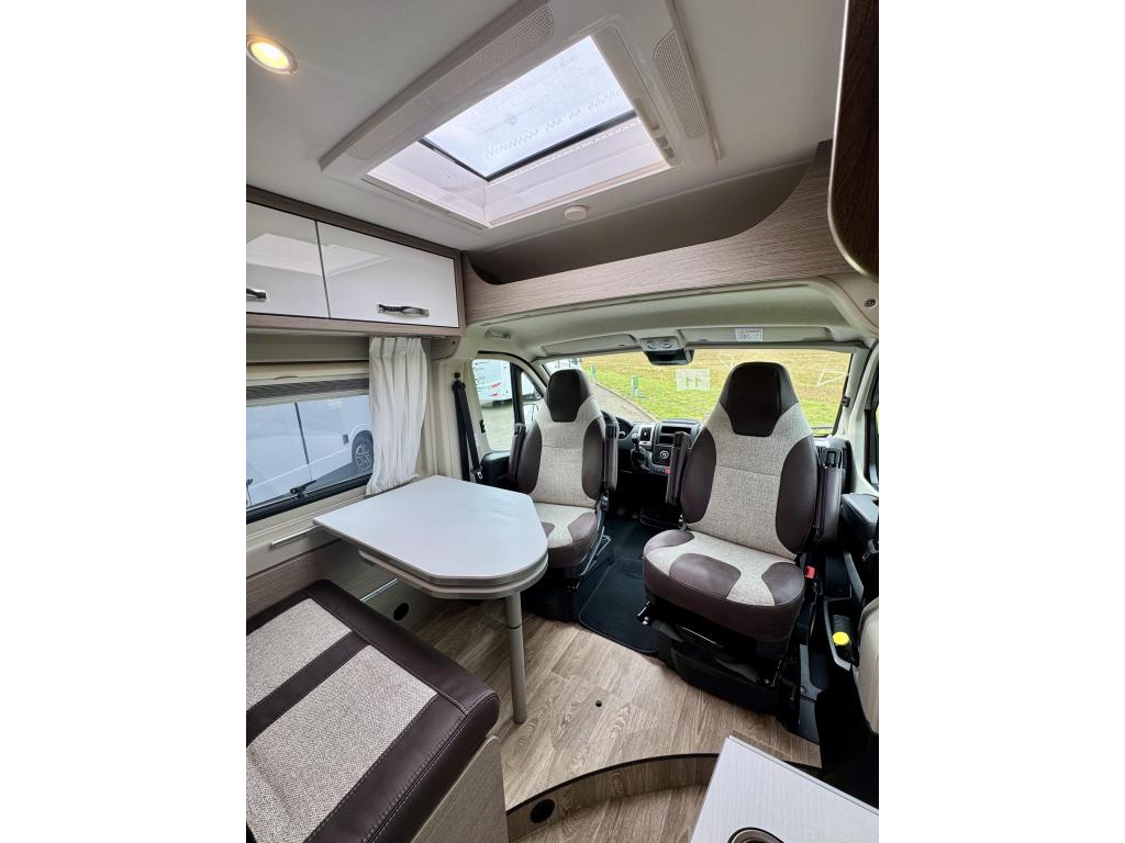 Pössl Roadcruiser, Caravans en Kamperen, Campers, Buscamper of Camperbus, Ringverwarming, Dakluik, Koelkast