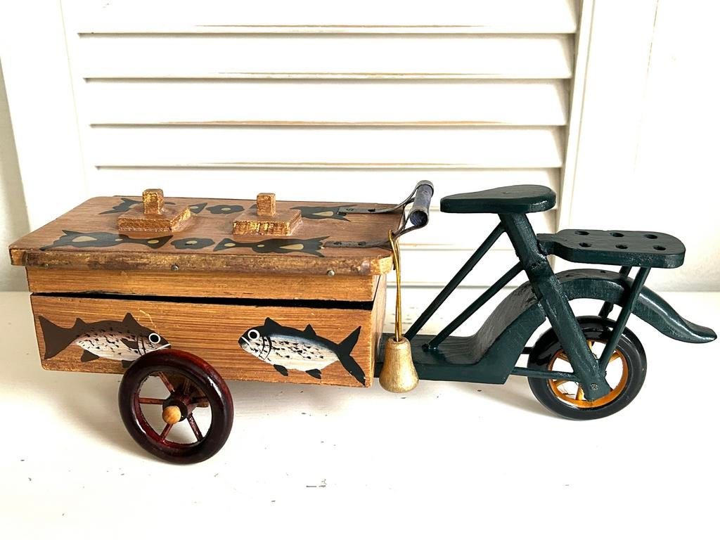 Houten miniatuur viskar bakfiets handbeschilderd 28 cm, Ophalen