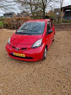 Toyota Aygo 1.0 12V Vvt-i 5DRS 2008 Rood, Auto's, Toyota, Voorwielaandrijving, 4 stoelen, 68 pk, Handgeschakeld