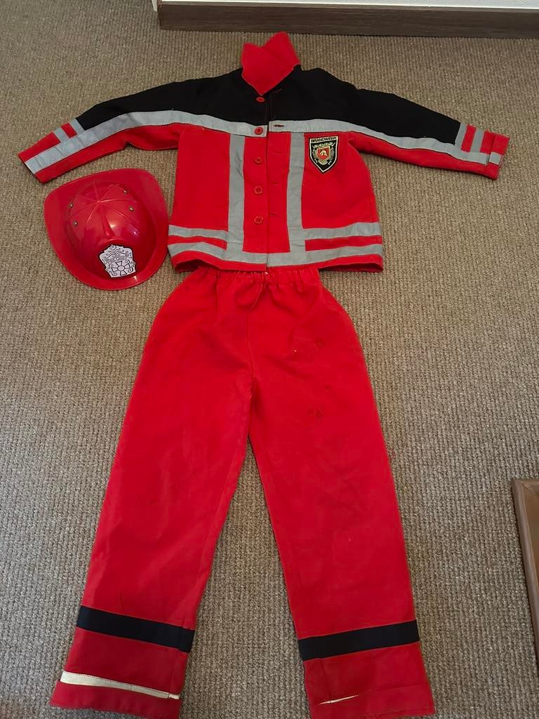 Brandweerpak carnaval - Maat 128, Ophalen, Zo goed als nieuw, 122 t/m 128, Jongen of Meisje