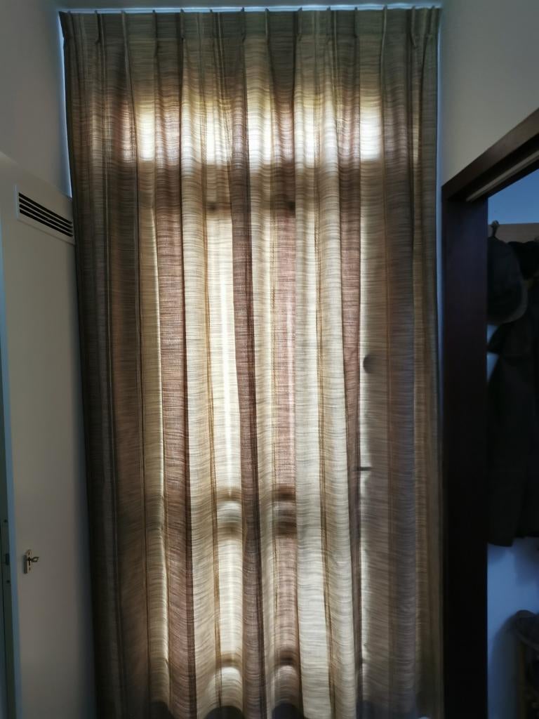 Overgordijn voor voordeur, Ophalen