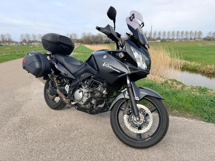 Suzuki V-Strom | 43.500 km | Kofferset | Laser uitlaat | Mat, Motoren, Motoren | Suzuki, Particulier, Toermotor, meer dan 35 kW