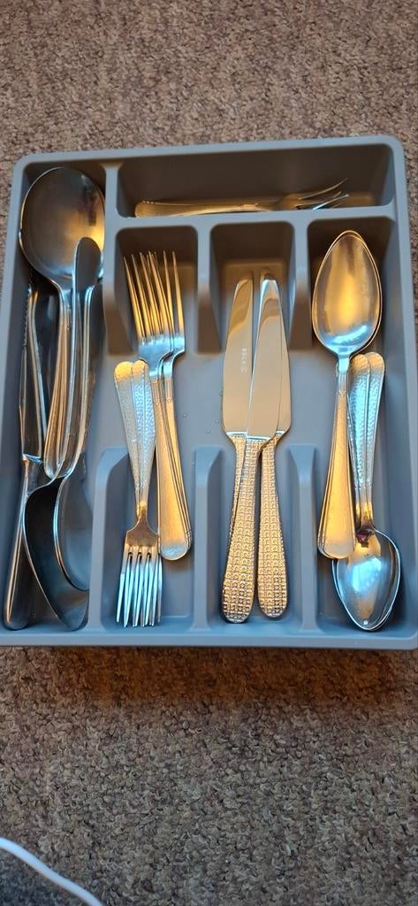 Sola hamerslag bestekset met bakje, Antiek en Kunst, Antiek | Bestek, Ophalen of Verzenden