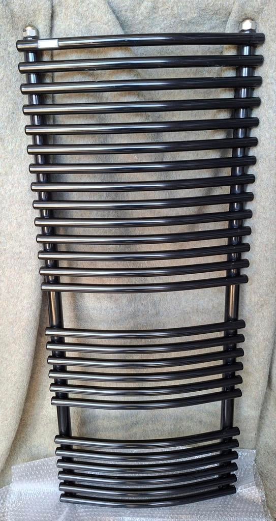 Nette c.v. design- handdoek radiator licht gebogen 122x50, Ophalen, Radiator, Minder dan 60 cm, Zo goed als nieuw
