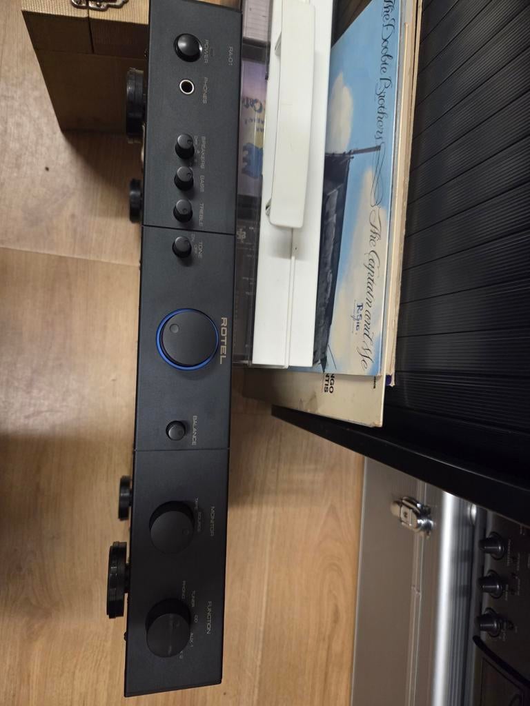 Rotel RA-01 versterker., Ophalen of Verzenden, Zo goed als nieuw, Overige merken