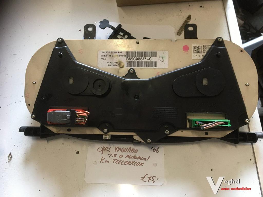 Opel Movan 2.5 Diesel automaat Km tellerklok, Gebruikt, -, -, Ophalen of Verzenden