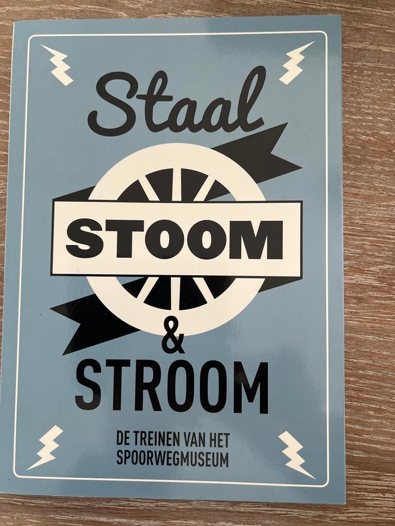 Staal Stoom & Stroom - De Treinen van het Spoorwegmuseum, Verzamelen, Spoorwegen en Tramwegen, Ophalen of Verzenden, Zo goed als nieuw