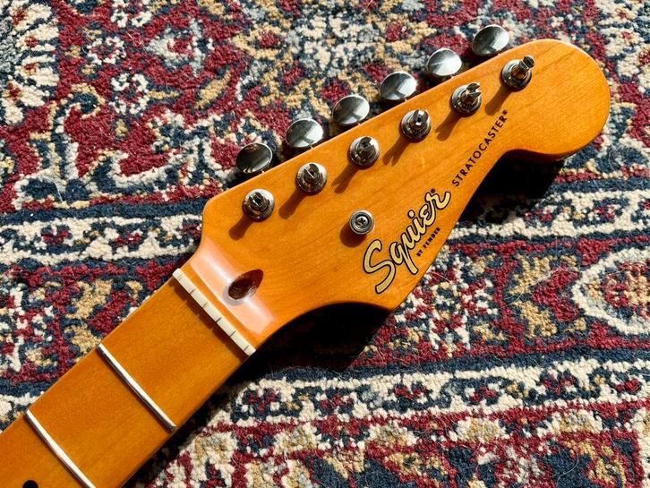 Squier Classic Vibe Stratocaster 50’s loaded neck, Muziek en Instrumenten, Snaarinstrumenten | Gitaren | Elektrisch, Zo goed als nieuw