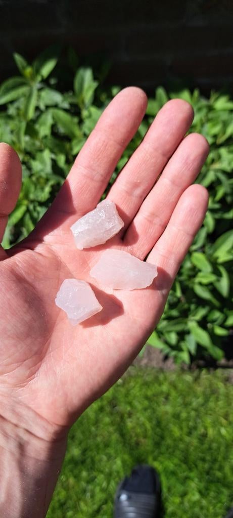 Ruwe Rozenkwarts Stenen - 2,5 tot 3 cm, Verzamelen, Mineralen en Fossielen, Ophalen of Verzenden