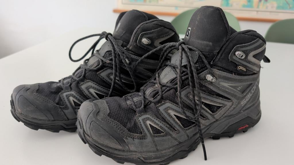 Salomon wandelschoenen bergschoenen maat 44, Sport en Fitness, Bergsport en Wandelen, Ophalen of Verzenden, Gebruikt, Schoenen