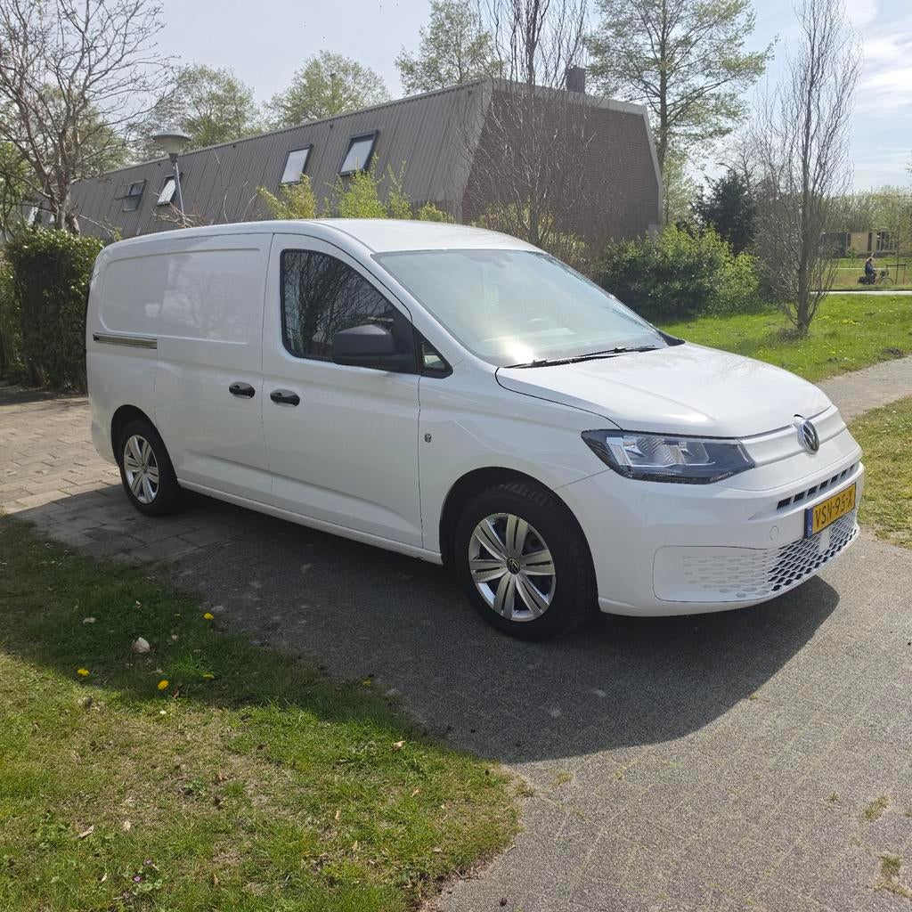 VW Caddy Cargo Maxi (L2) 2022 | 102pk | CarPlay | BTW |, Auto's, Bestelauto's, Voorwielaandrijving, 4 cilinders, Volkswagen, Wit