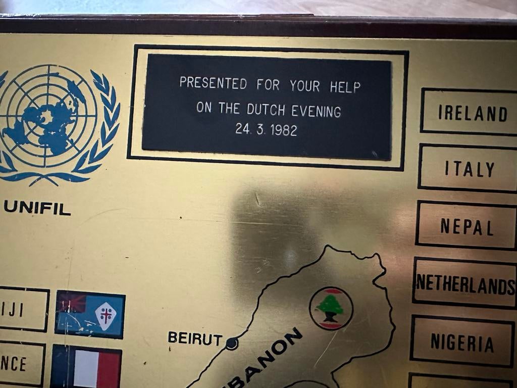 Unifil schildje Libanon Dutchbatt, Verzamelen, Overige Verzamelen, Gebruikt, Ophalen of Verzenden