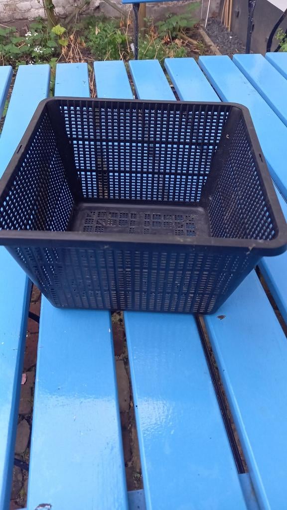 Vijvermandje, Ophalen