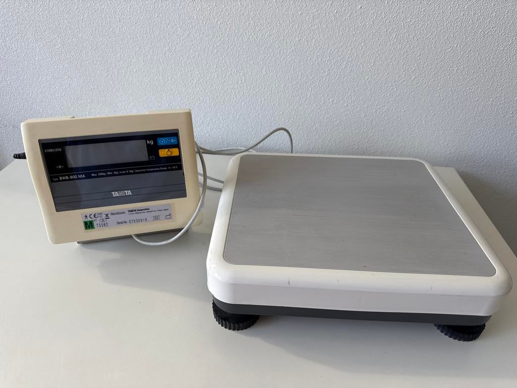 Tanita BWB-800 MA Weegschaal - Tot 200 kg, Witgoed en Apparatuur, Weegschalen, Gebruikt, 1 tot 500 gram, 100 kg of meer, Ophalen of Verzenden