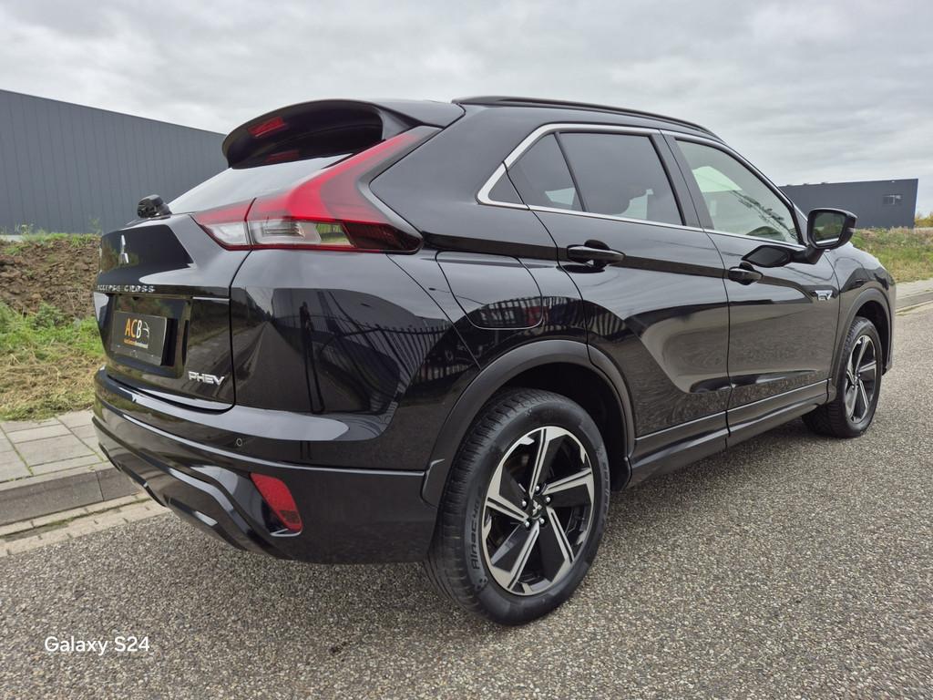 Mitsubishi Eclipse Cross 2.4 PHEV Business Intense+ Automaat, Auto's, Automaat, 4 cilinders, Leder en Stof, Zwart