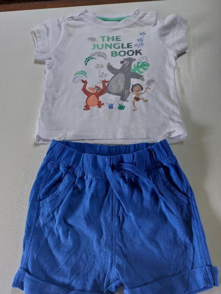 2 l.broekjes +2 truitjes k.mouw, jungle book en bear yugs,68, Gebruikt, Disney Baby, Ophalen of Verzenden, Setje