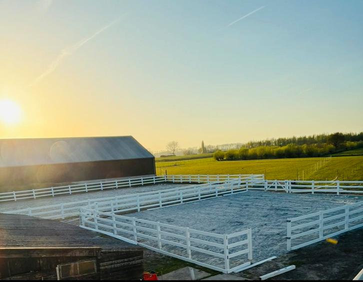 Per direct - stalling vrij aan huis, Dieren en Toebehoren, Stalling en Weidegang, Stalling