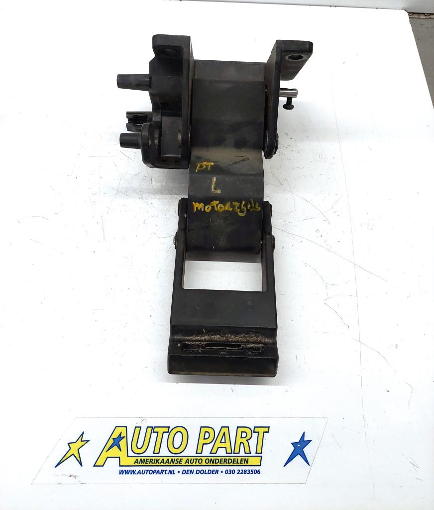 Dodge Ram DT step bar steunen 2019-2024, Gebruikt, PO Box 21-8004 | Auburn Hills, MI 48321-8004, Ophalen of Verzenden, Mopar