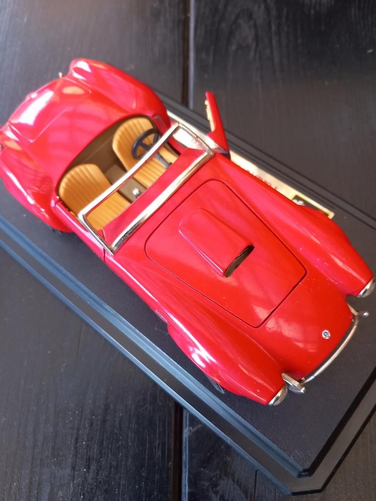Model auto's. Ferrari Testarossa, Ford AC Cobra 427, Ophalen of Verzenden, Bburago