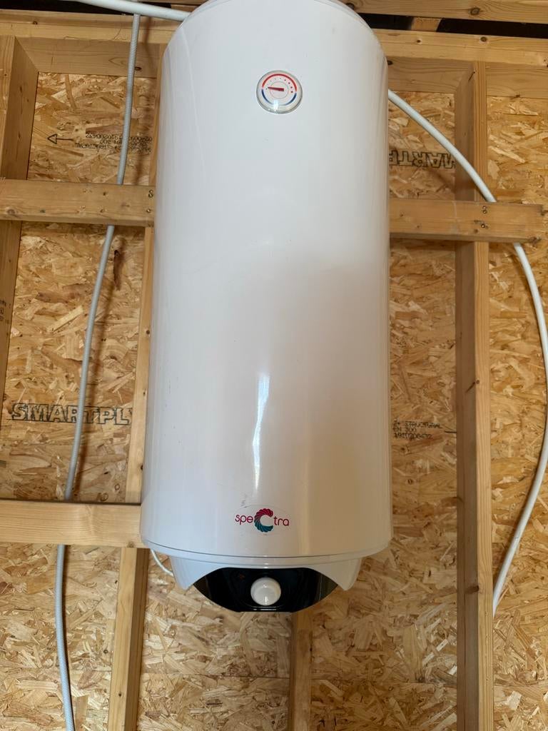 Eldom Invest Spectra Boiler 100L - Zo goed als nieuw, 20 tot 100 liter, Boiler, Ophalen of Verzenden, Minder dan 3 jaar oud