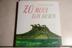 Zo mooi zijn Dieren / Nicola Davies Petr Horácek NIEUW, Ophalen of Verzenden, Nieuw, Fictie algemeen, Voorleesboek