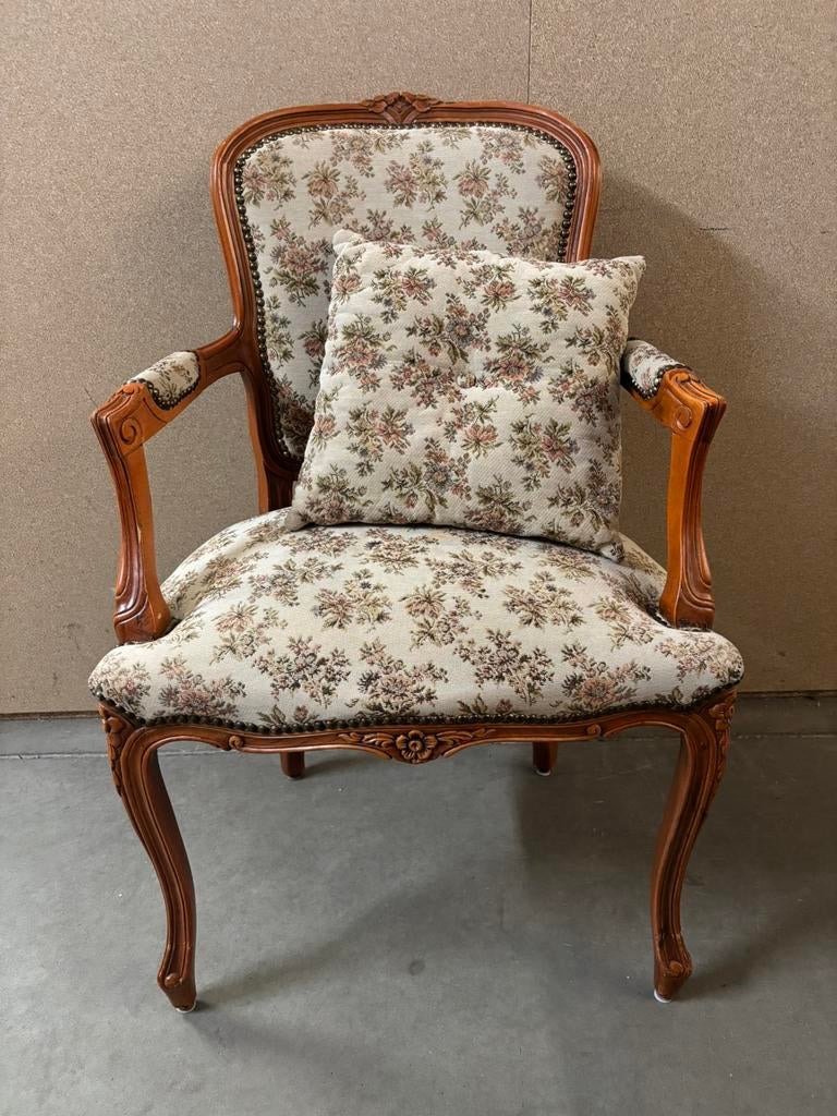 Brocante stoel, Ophalen