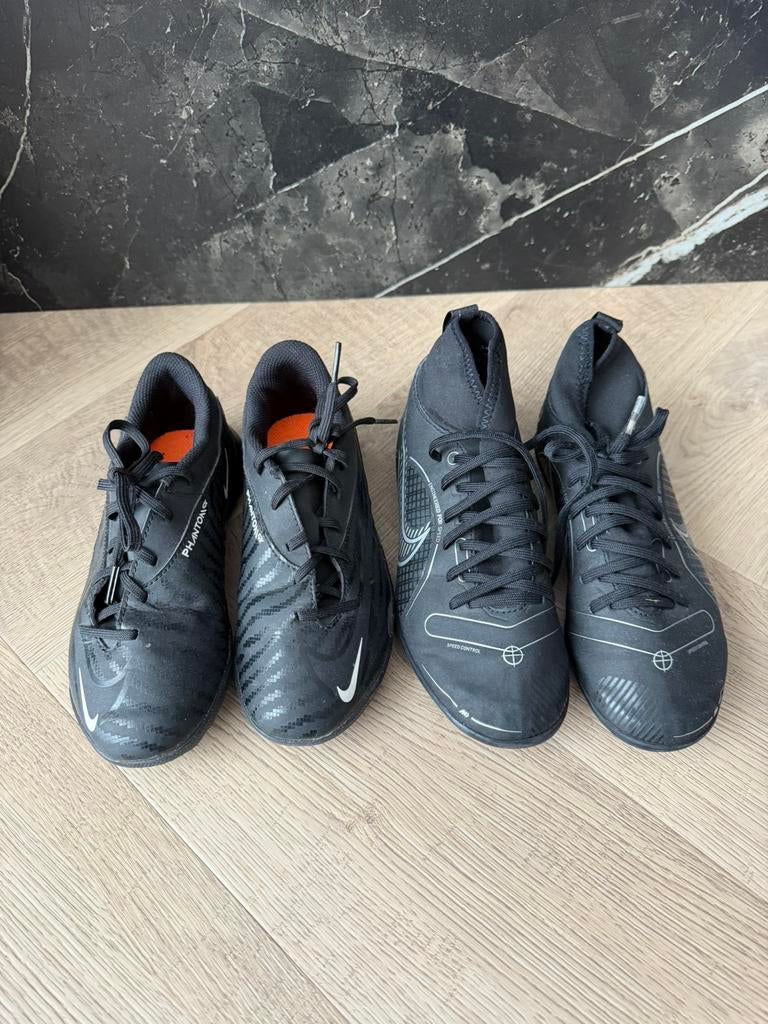 Voetbalschoenen nike maat 34, Ophalen, Zo goed als nieuw, Sportschoenen