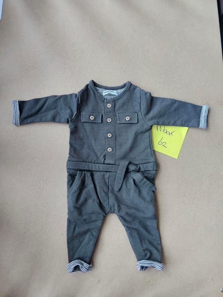 Mooi pakje van Sweet Petit. Maat 62. Nieuwstaat., Kinderen en Baby's, Babykleding | Maat 62, Sweet Petit, Meisje, Ophalen of Verzenden