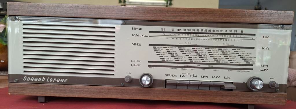 Vintage Radio van Schaub Lorenz, Ophalen, Gebruikt