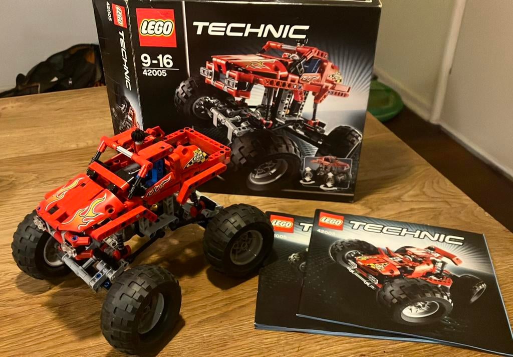 Lego technic 42005 (monstertruck & racewagen), Ophalen, Zo goed als nieuw