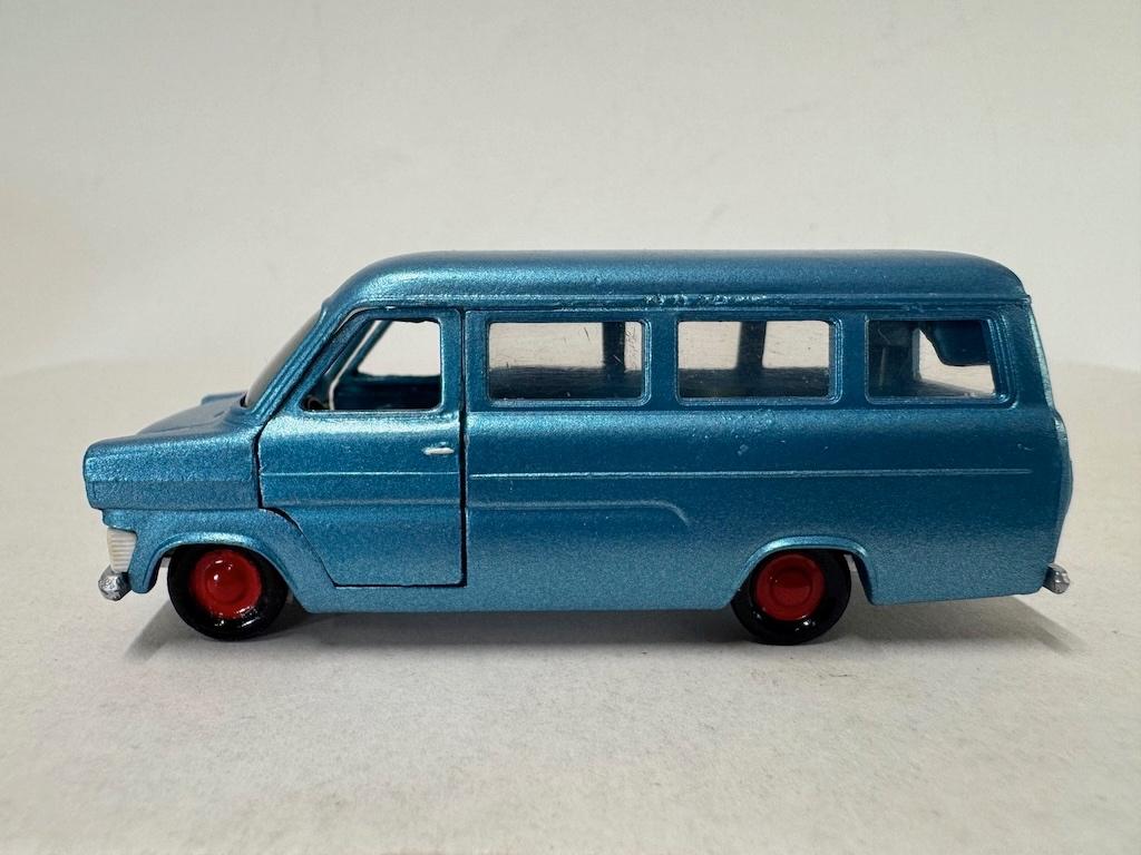 Siku: Ford Transit, nr. V268, zie foto's, Ophalen of Verzenden, Gebruikt, Auto
