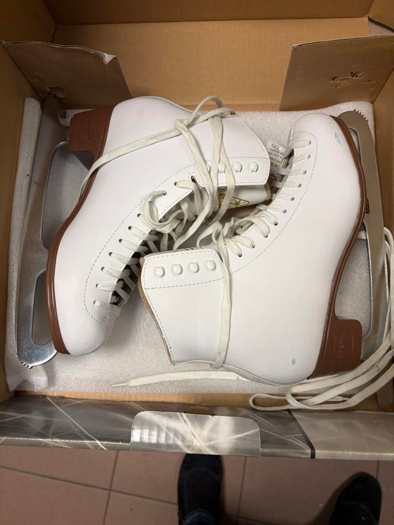 Jackson Dames Kunstschaatsen - Maat 40, Sport en Fitness, Schaatsen, Ophalen of Verzenden, Gebruikt, Kunstschaatsen, Overige merken