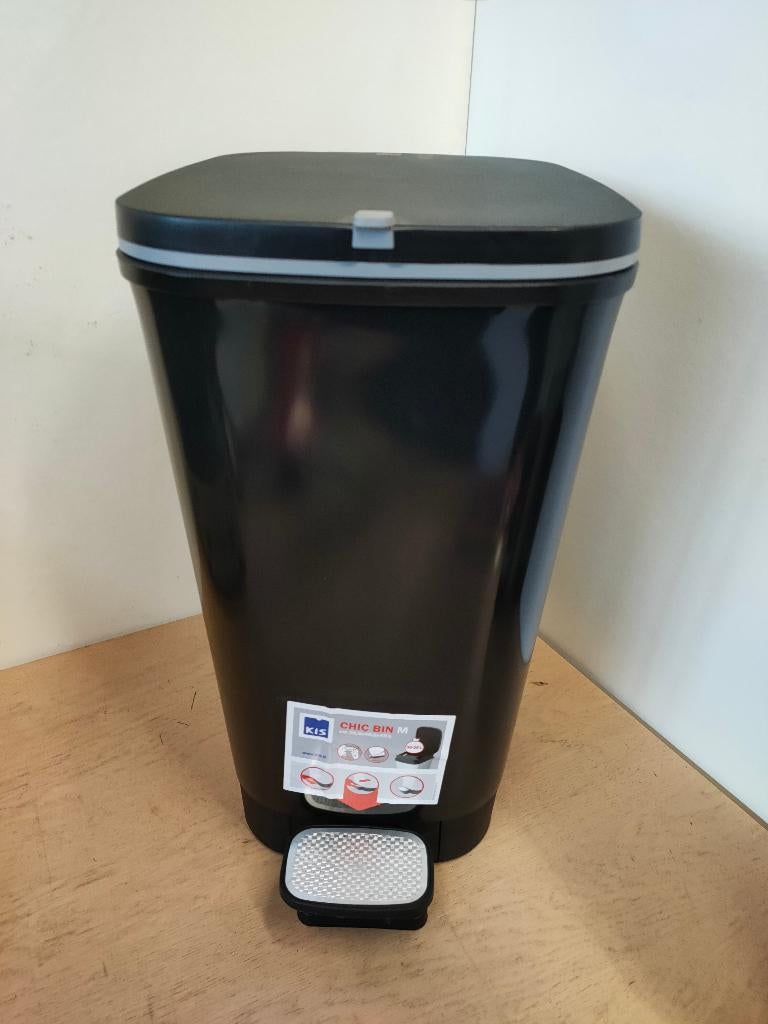 Kis Chic Bin vuilnisbak, pedaalemmer, Ophalen, Kunststof, 50 tot 75 cm, 40 liter of meer