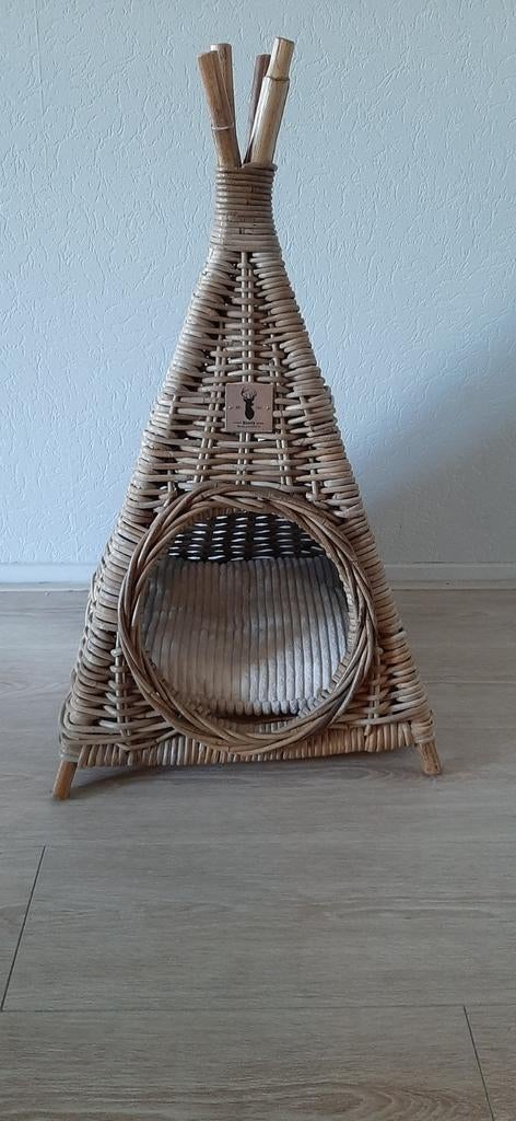 Katten wigwam met kussen 45cm br en 80cm hoog, Ophalen of Verzenden, Riet