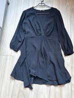 Zwarte Zara jurk met overslag en lange mouwen maat M, Kleding | Dames, Maat 38/40 (M), Zwart, Nieuw, Ophalen of Verzenden