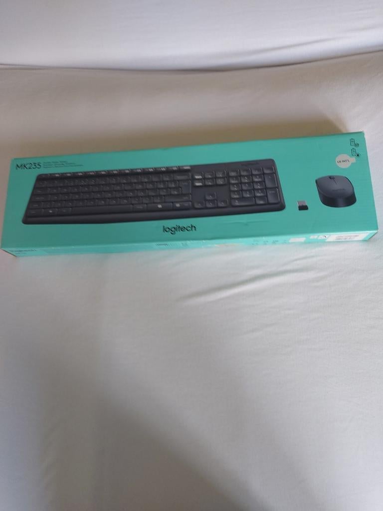 Nieuw Logitech MK235 draadloos toetsenbord en muis set, Computers en Software, Toetsenborden, Toetsenbord en muis-set, Logitech