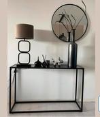 Zwarte sidetable met gepoedercoat stalen frame, Huis en Inrichting, Ophalen, 50 tot 100 cm, Nieuw, Glas