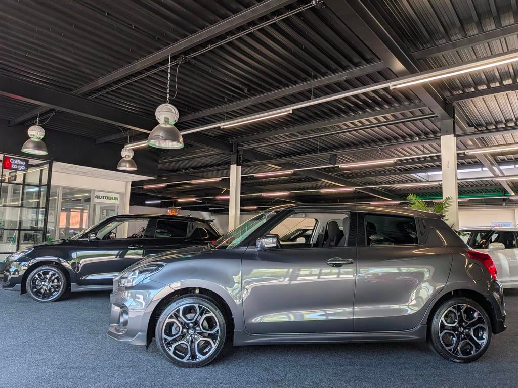 Suzuki SWIFT 1.4 Sport | Xenon| Full options | Nieuwstaat, Auto's, Suzuki, Stof, Gebruikt, 4 cilinders, 400 kg