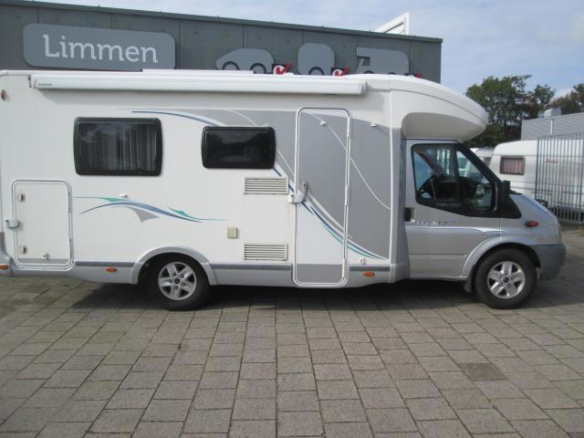 Chausson FLASH 12 Queensbed, Caravans en Kamperen, Campers, Rijksweg 49 B
1906 BD  Limmen, NL, Ringverwarming, Koelkast, Info@acc-service.nl