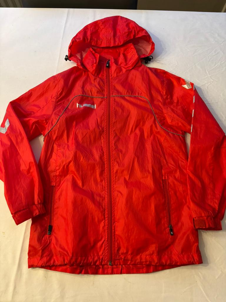 Hummel jas rood maat 152 als nieuw!, Ophalen of Verzenden, Zo goed als nieuw, Hummel, Jongen