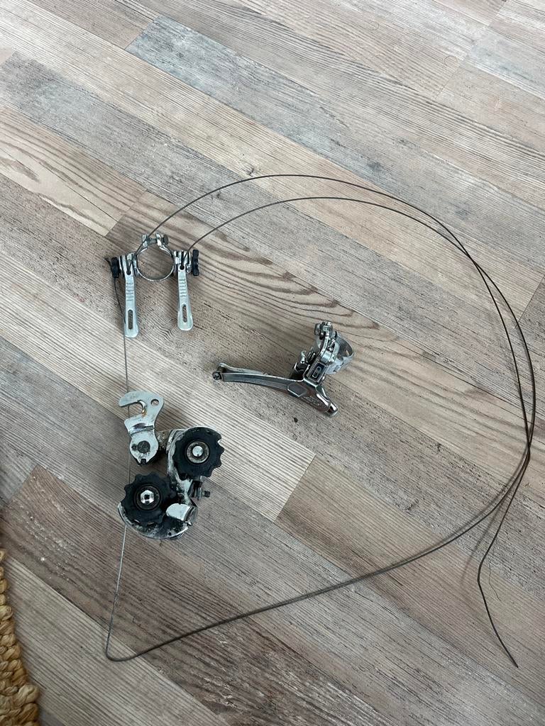 Shimano Altus Derailleur Set (Voor- en Achterderailleur), Ophalen, Gebruikt, Derailleur of Ketting, Aluminium