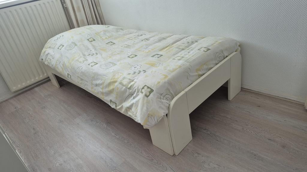 1 persoonsbed, Ophalen, Gebruikt, 90 cm, Eenpersoons