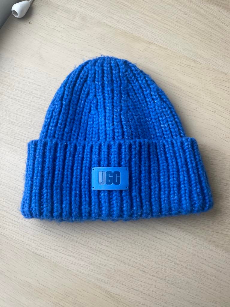 Ugg Muts One Size - Blauw, Ophalen of Verzenden, Nieuw, Maat 38/40 (M), Muts